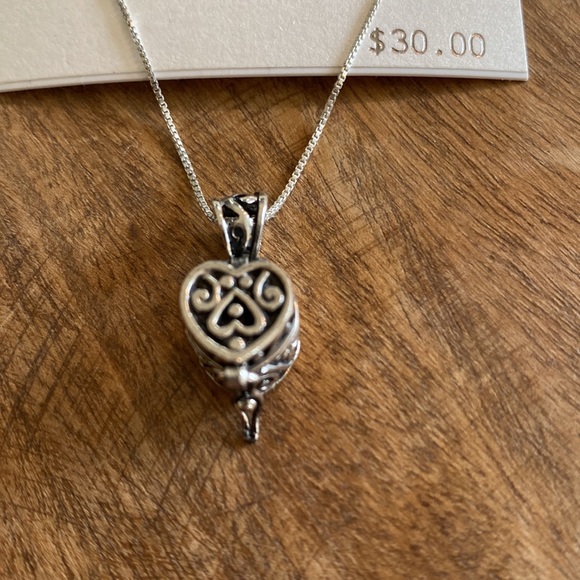 Sterling silver prayer box necklace - Picture 2 of 4